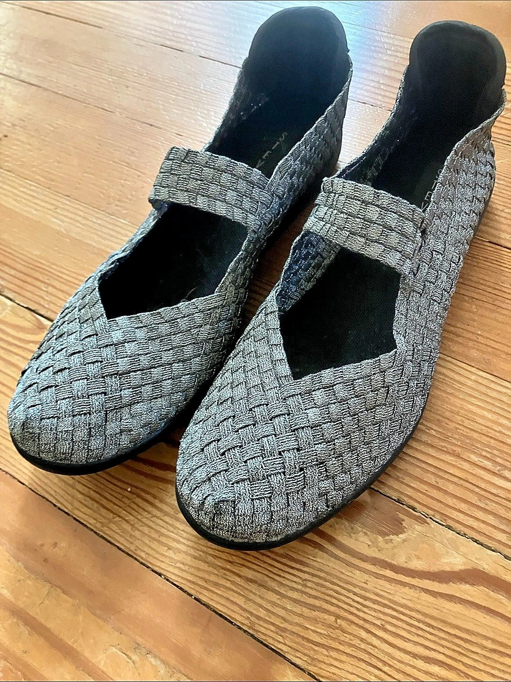 Steven by Steve Madden Criss Woven Elastic Ballet Flat Flats in Gray & Black